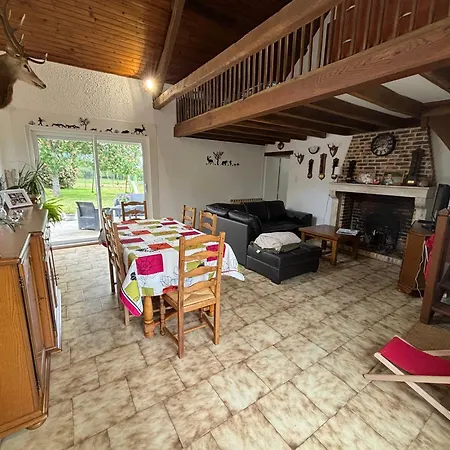 Vakantiehuis Maison Avec Grand Jardin Clos En Foret De Troncais *