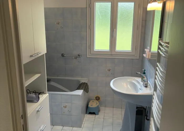 Casa vacanze Maison Avec Grand Jardin Clos En Foret De Troncais *